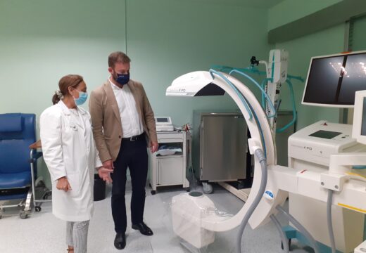 O Hospital Comarcal de Cee incorpora un novo equipo radiocirúrxico